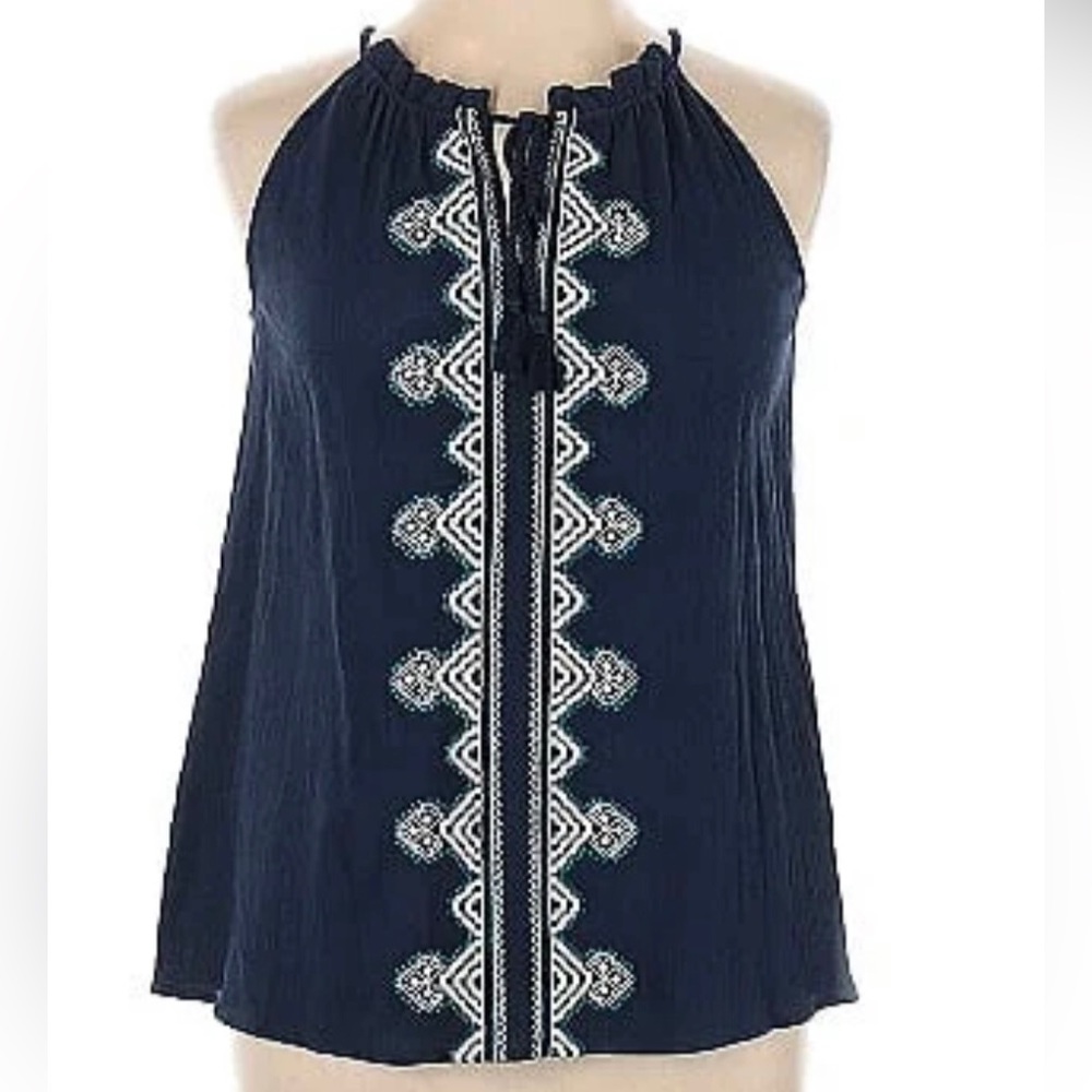 Market and Spruce
Size XLSleeveless Blouse